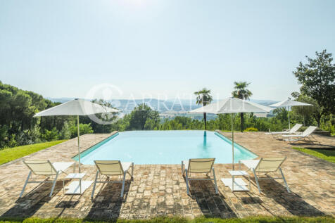 Collazzone Villa pre