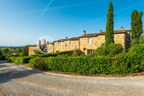 Villa con Borgo Pisc