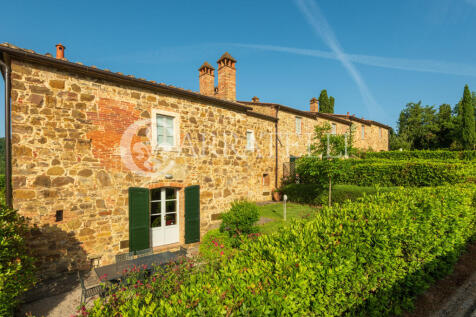 Villa con Borgo Pisc