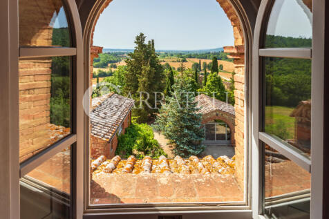 Villa con Borgo Pisc