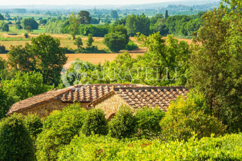 Villa con Borgo Pisc