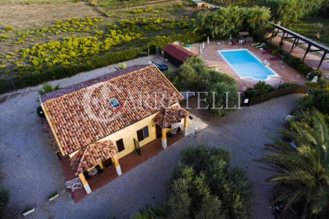 Agriturismo con Azie