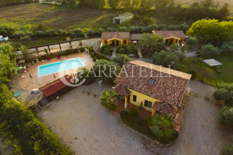 Agriturismo con Azie