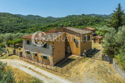 Arezzo casale con de