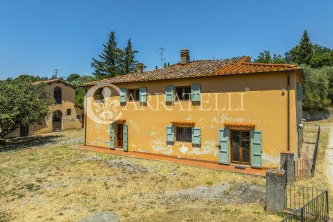 Arezzo casale con de