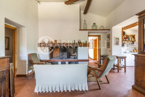 Arezzo casale con de
