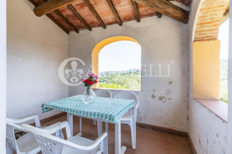 Arezzo casale con de