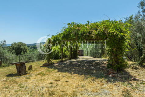 Arezzo casale con de