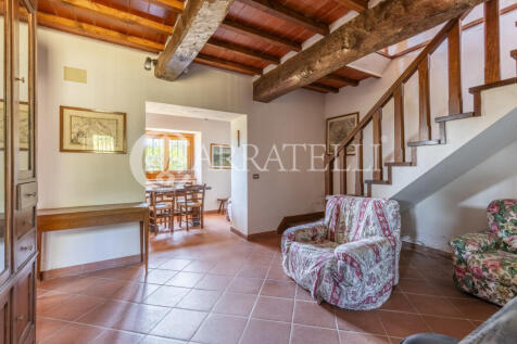 Arezzo casale con de