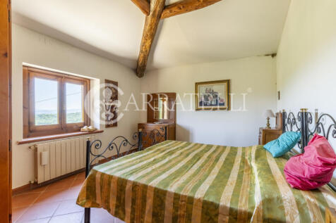 Arezzo casale con de