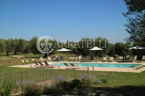 Tenuta-con-Resort-e-