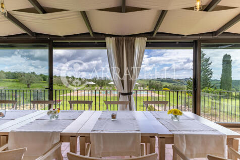 Tenuta con Resort e 