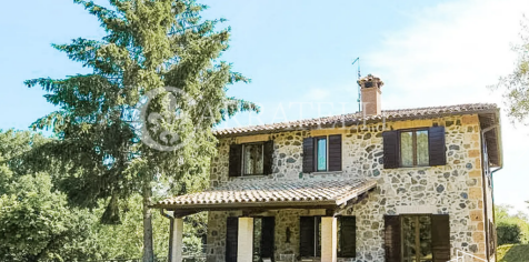 Casale con piscina n
