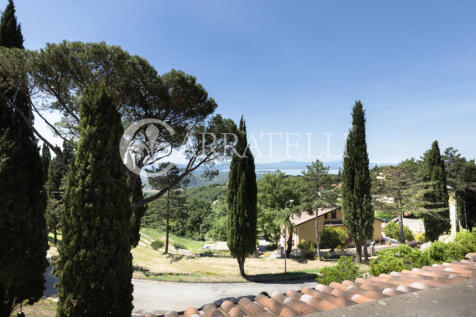 Trasimeno Villa con 