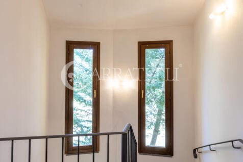 Trasimeno Villa con 