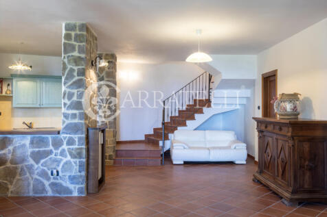 Trasimeno Villa con 