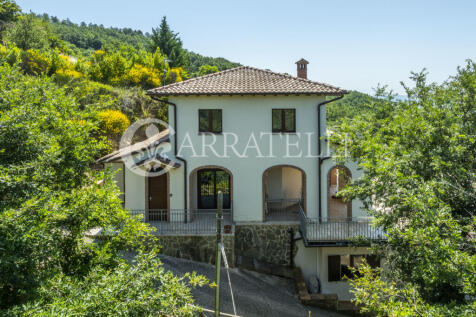 Villa con affaccio s