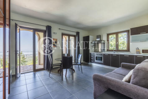 Villa con affaccio s
