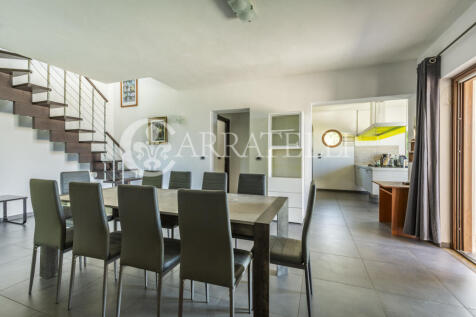 Villa con affaccio s