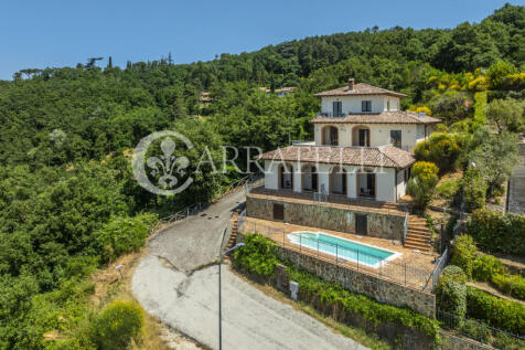 Villa con affaccio s