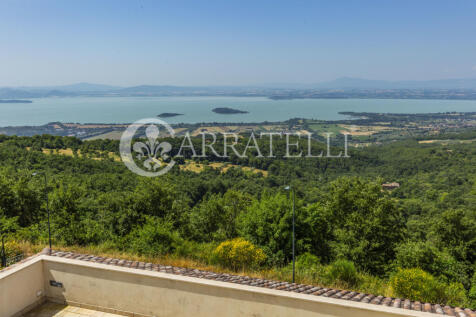 Villa con affaccio s