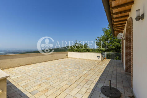 Villa con affaccio s