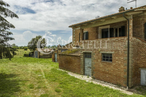 Porzione di casale i