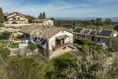 Porzione di villa bi