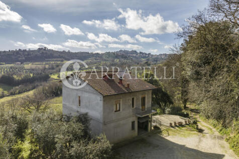 Proprieta a Montepul