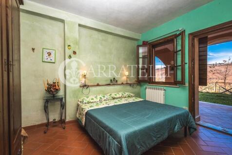Casale con piscina e