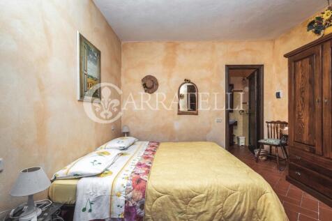 Casale con piscina e