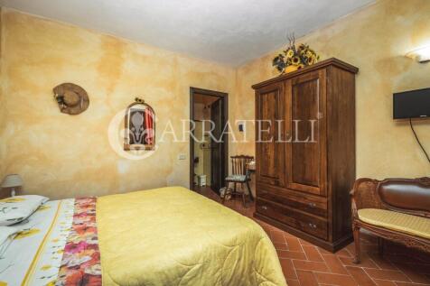 Casale con piscina e