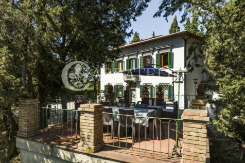 Villa con azienda ag
