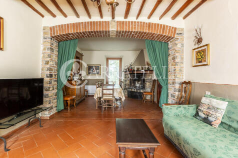 Villa con azienda ag