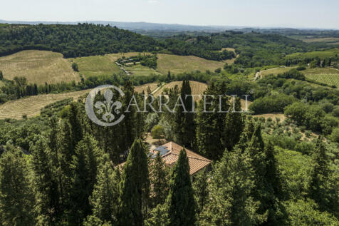 Villa con azienda ag
