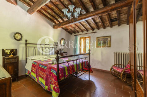 Villa con azienda ag