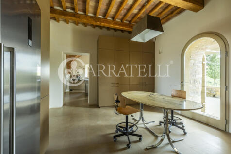 Incantevole casale c
