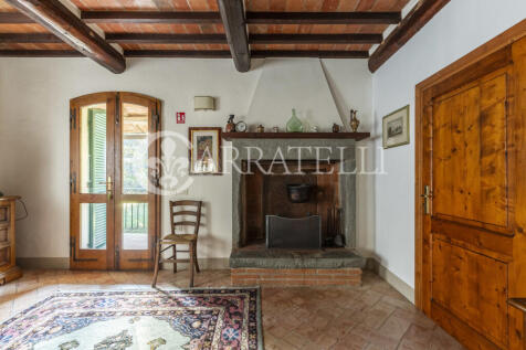 Casali rustici con p