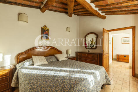 Casali rustici con p