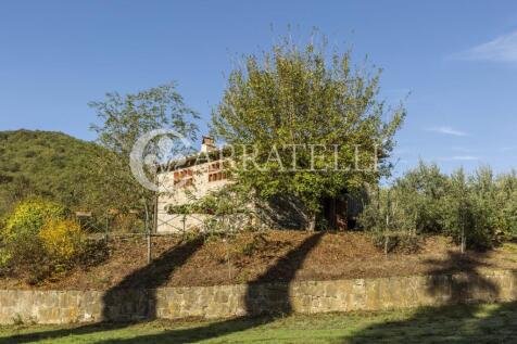 Casali rustici con p