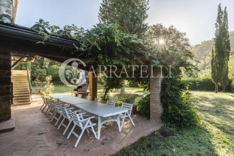 Casali rustici con p