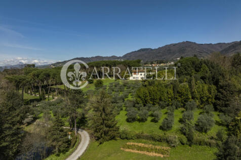 Lucca villa storica 