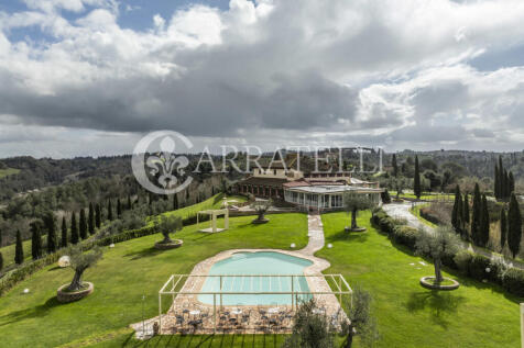 Tenuta con agrituris