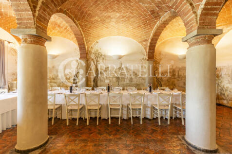 Tenuta con agrituris