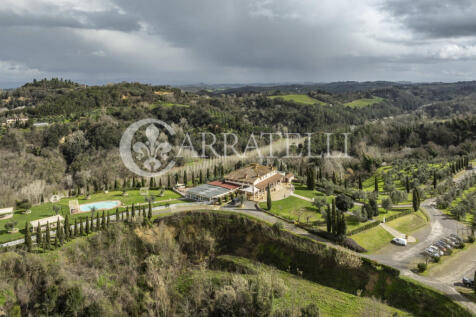 Tenuta con agrituris