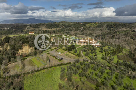 Tenuta con agrituris