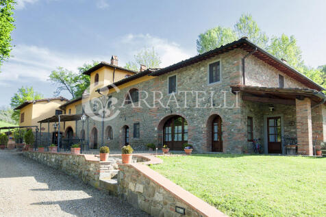 Tenuta con ricettivo