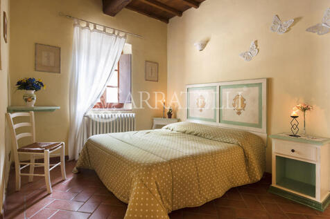Tenuta con ricettivo