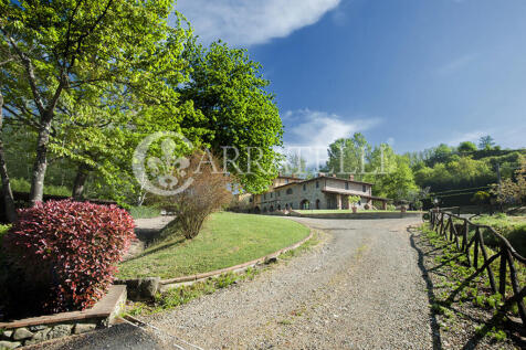 Tenuta con ricettivo
