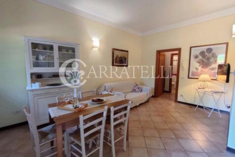 Casale con attività
